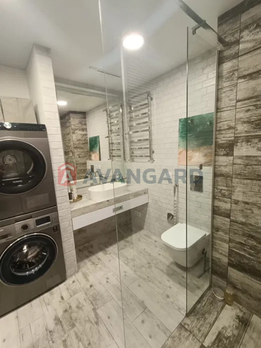 3 ��. ��������, 65/-/25 ��. �., 9/9 ������ ���� 3