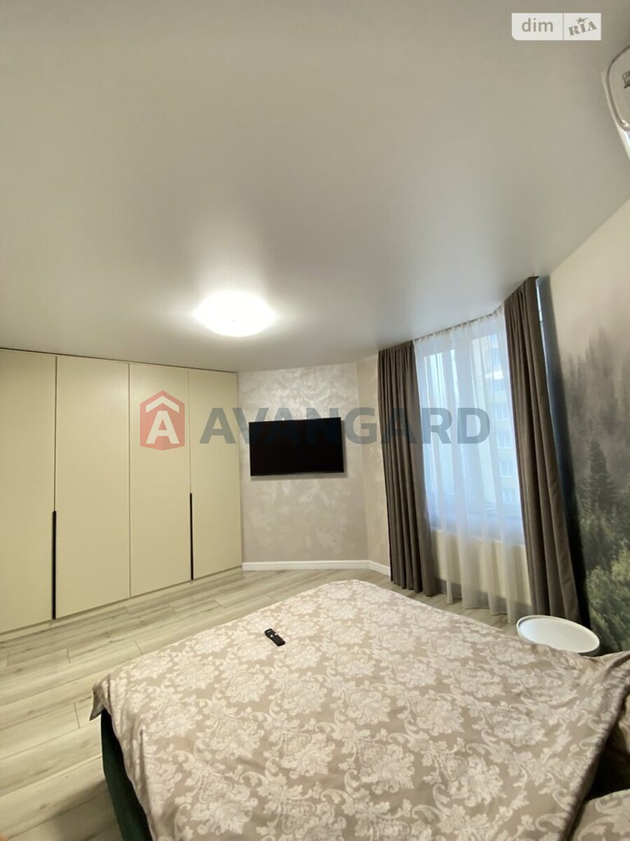 2 ��. ��������, 66/33/18 ��. �., 6/10 ������ ���� 10