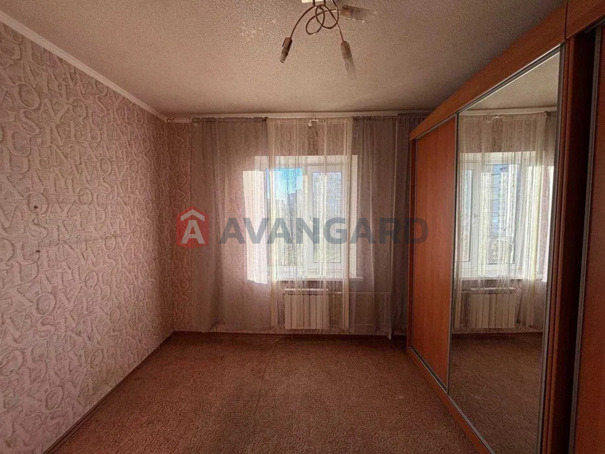 2 ��. ��������, 50/-/7 ��. �., 4/9 ������ ���� 15