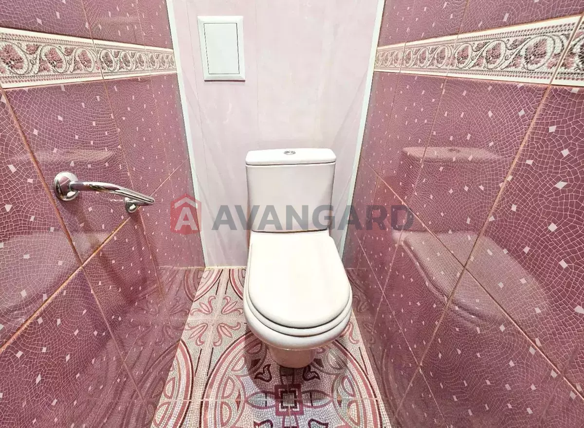 3 ��. ��������, 60/44/5 ��. �., 4/5 ������ ���� 7