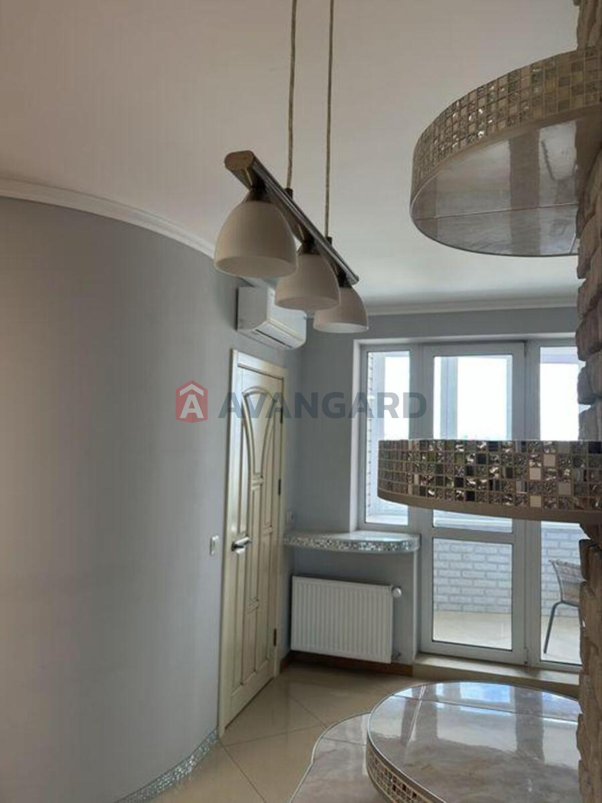 2 ��. ��������, 74/-/10 ��. �., 23/25 ������ ���� 5