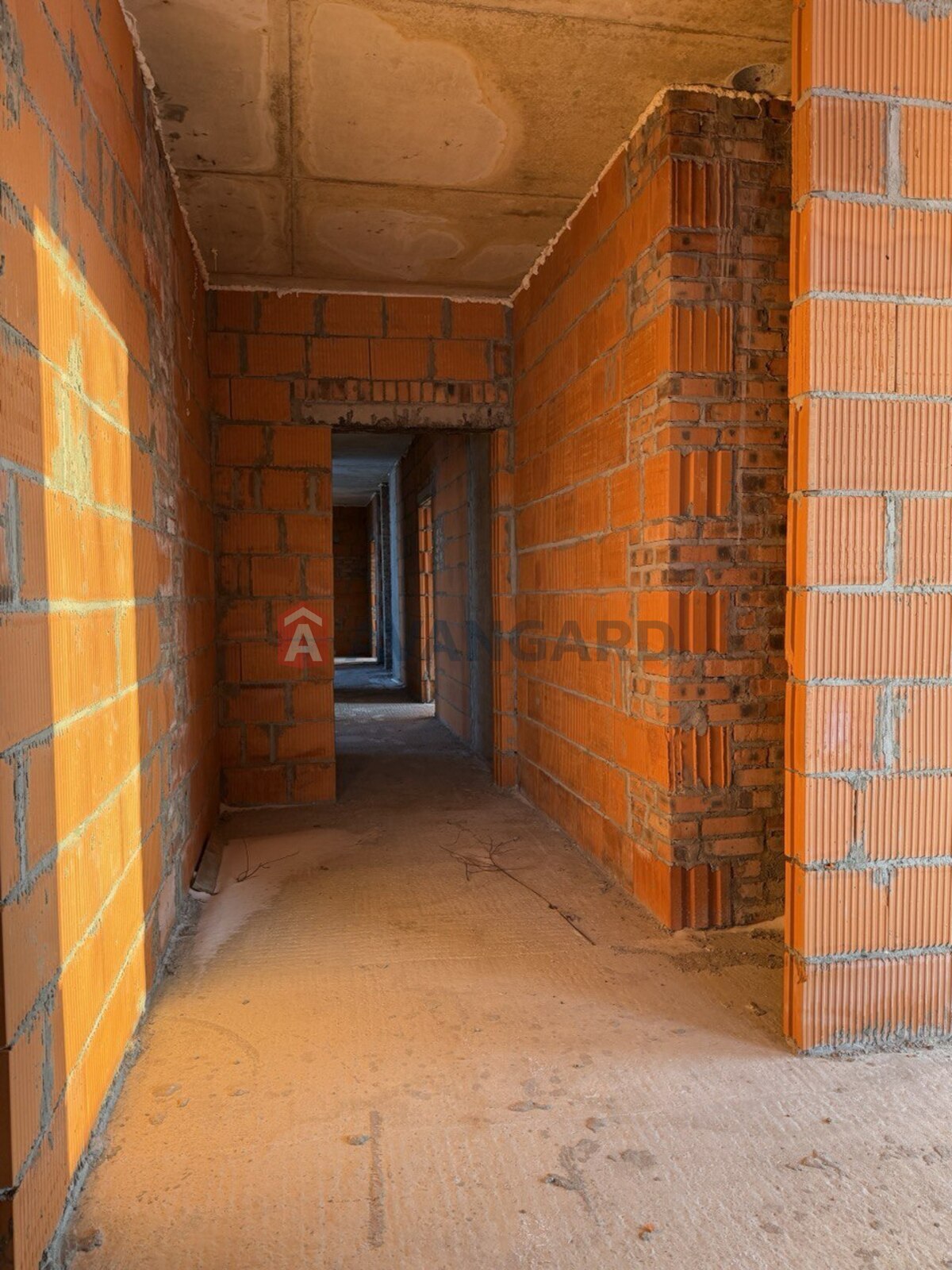 1 ��. ��������, 44/13/19 ��. �., 2/4 ������ ���� 5