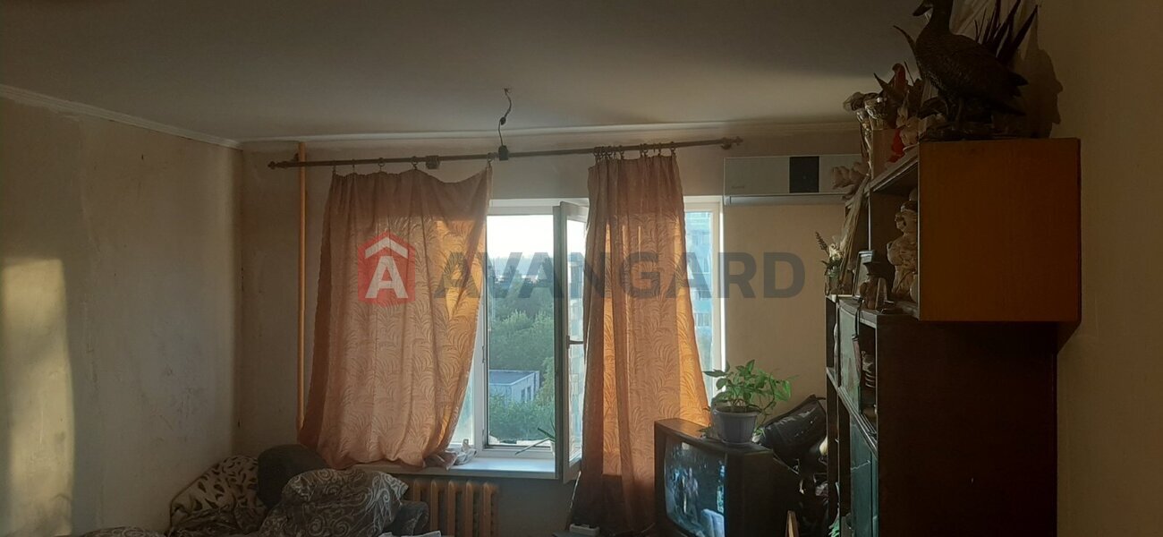 2 . , 48/-/5 . ., 6/9   7
