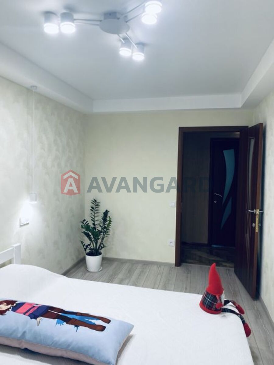 2 ��. ��������, 42/-/7 ��. �., 1/5 ������ ���� 2