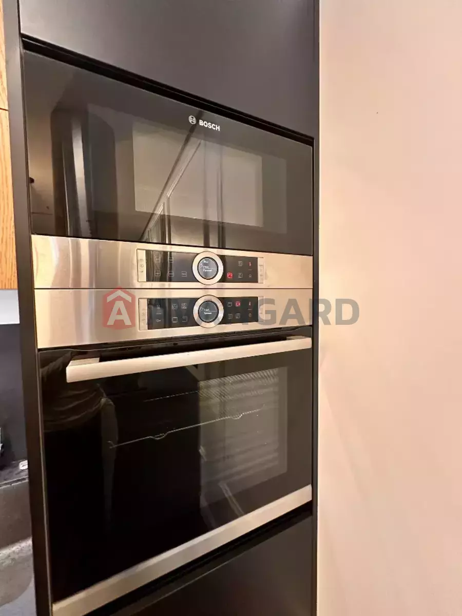 3 ����. ��������, 78/49/11 ��. �., 12/12 ���� ���� 4