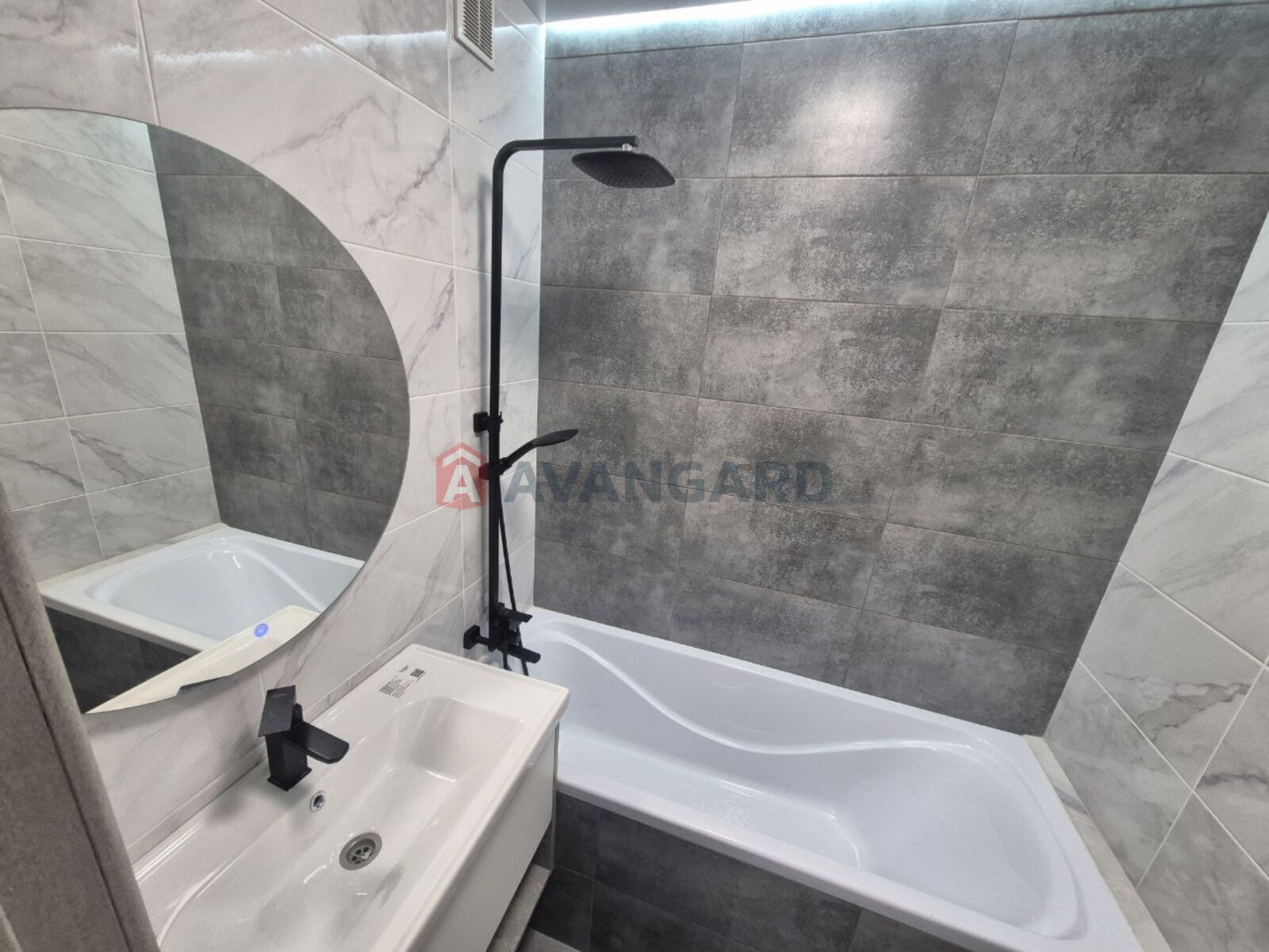 3 ��. ��������, 68/-/8 ��. �., 9/9 ������ ���� 15