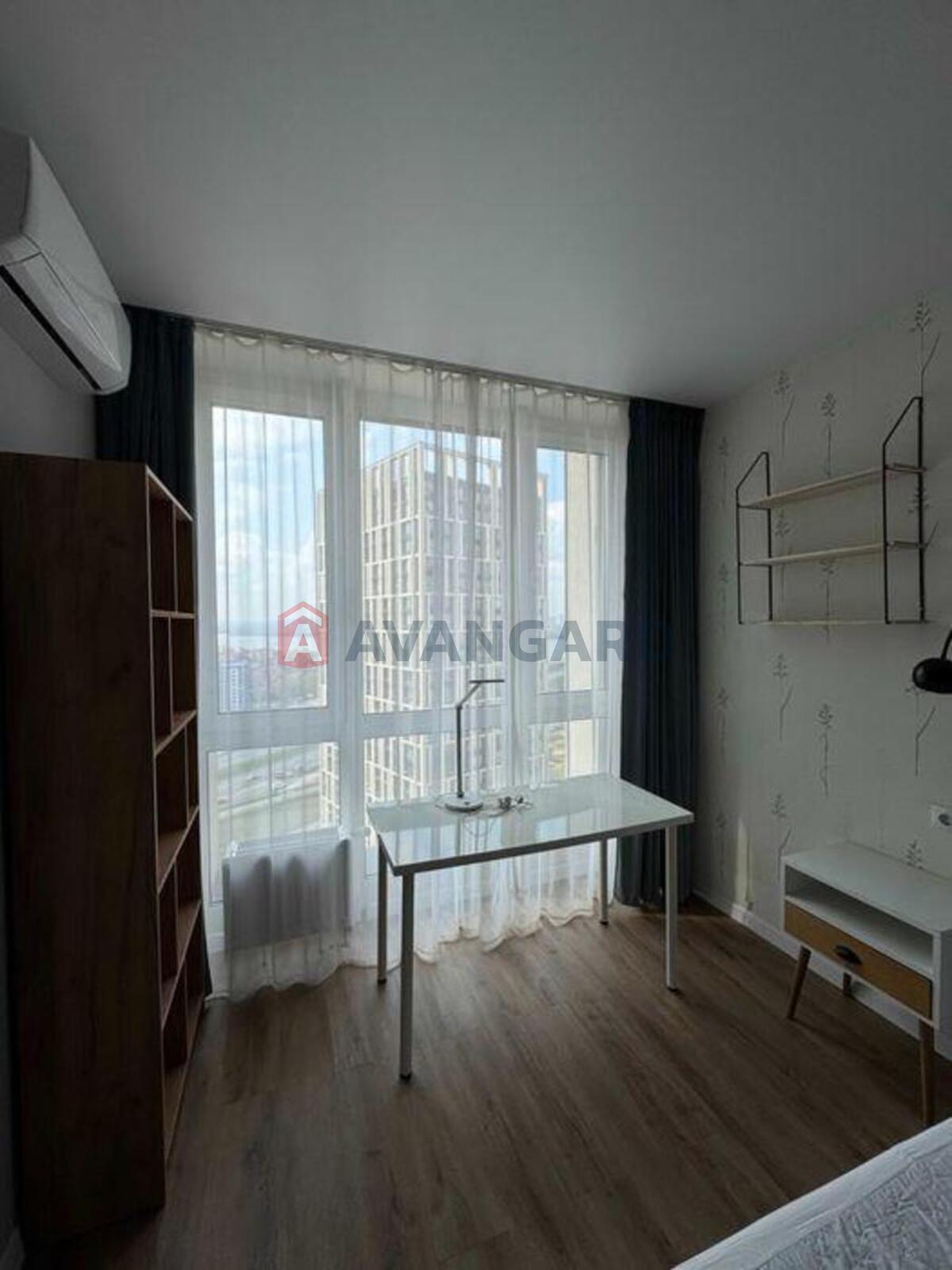 1 ��. ��������, 33/-/10 ��. �., 19/25 ������ ���� 5