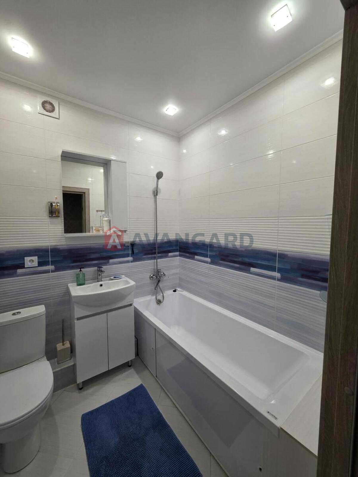 2 ����. ��������, 63/34/12 ��. �., 3/10 ���� ���� 2