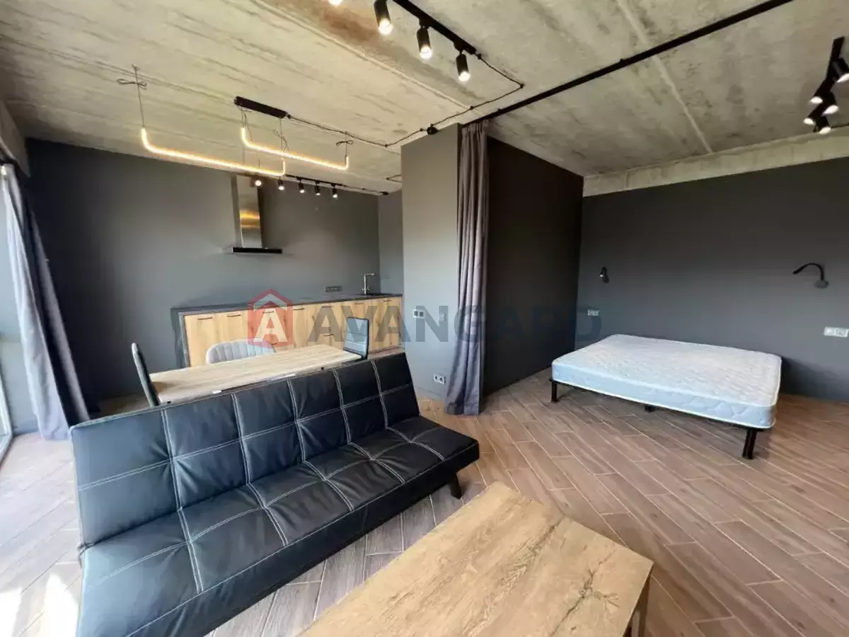 1 ��. ��������, 48/-/- ��. �., 7/9 ������ ���� 17