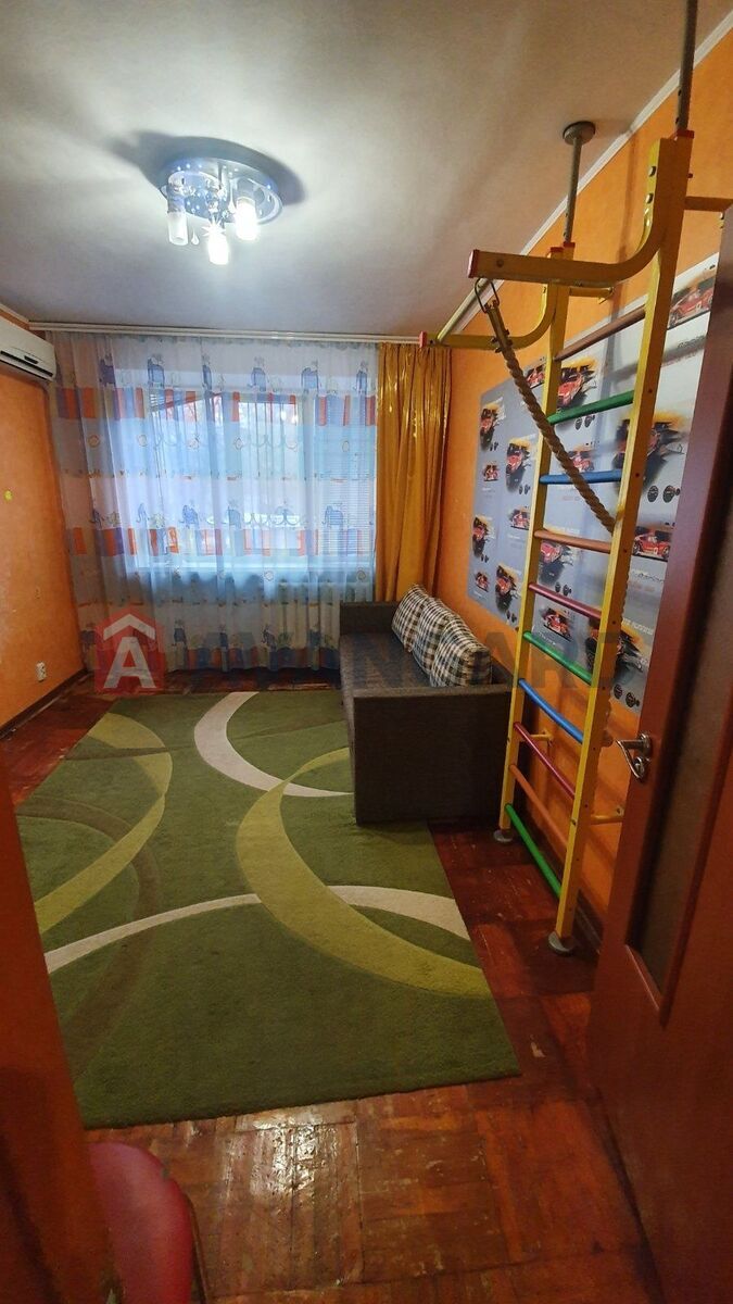 2 ��. ��������, 47/-/7 ��. �., 1/5 ������ ���� 4