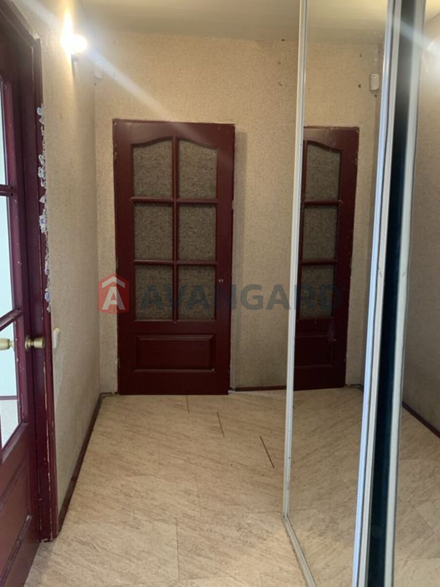 2 ��. ��������, 58/-/8 ��. �., 10/12 ������ ���� 4