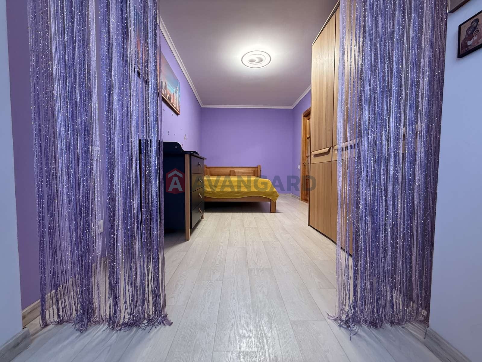 2 ��. ��������, 55/40/8 ��. �., 9/10 ������ ���� 17