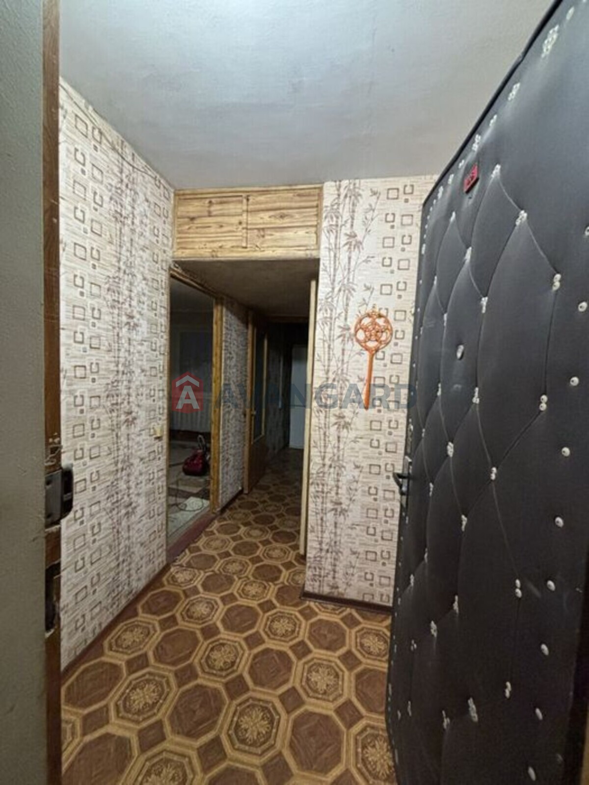 1 ��. ��������, 34/-/10 ��. �., 8/9 ������ ���� 5