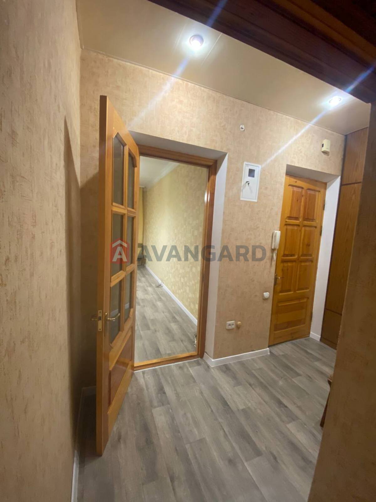 1 . , 40/18/9 . ., 3/5   8