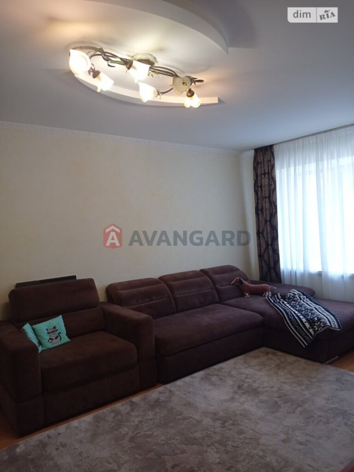 3 ��. ��������, 103/56/13 ��. �., 2/9 ������ ���� 9