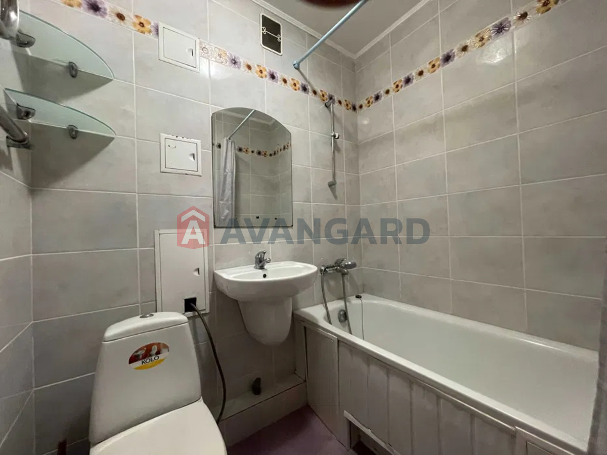 1 ��. ��������, 31/-/6 ��. �., 4/5 ������ ���� 8