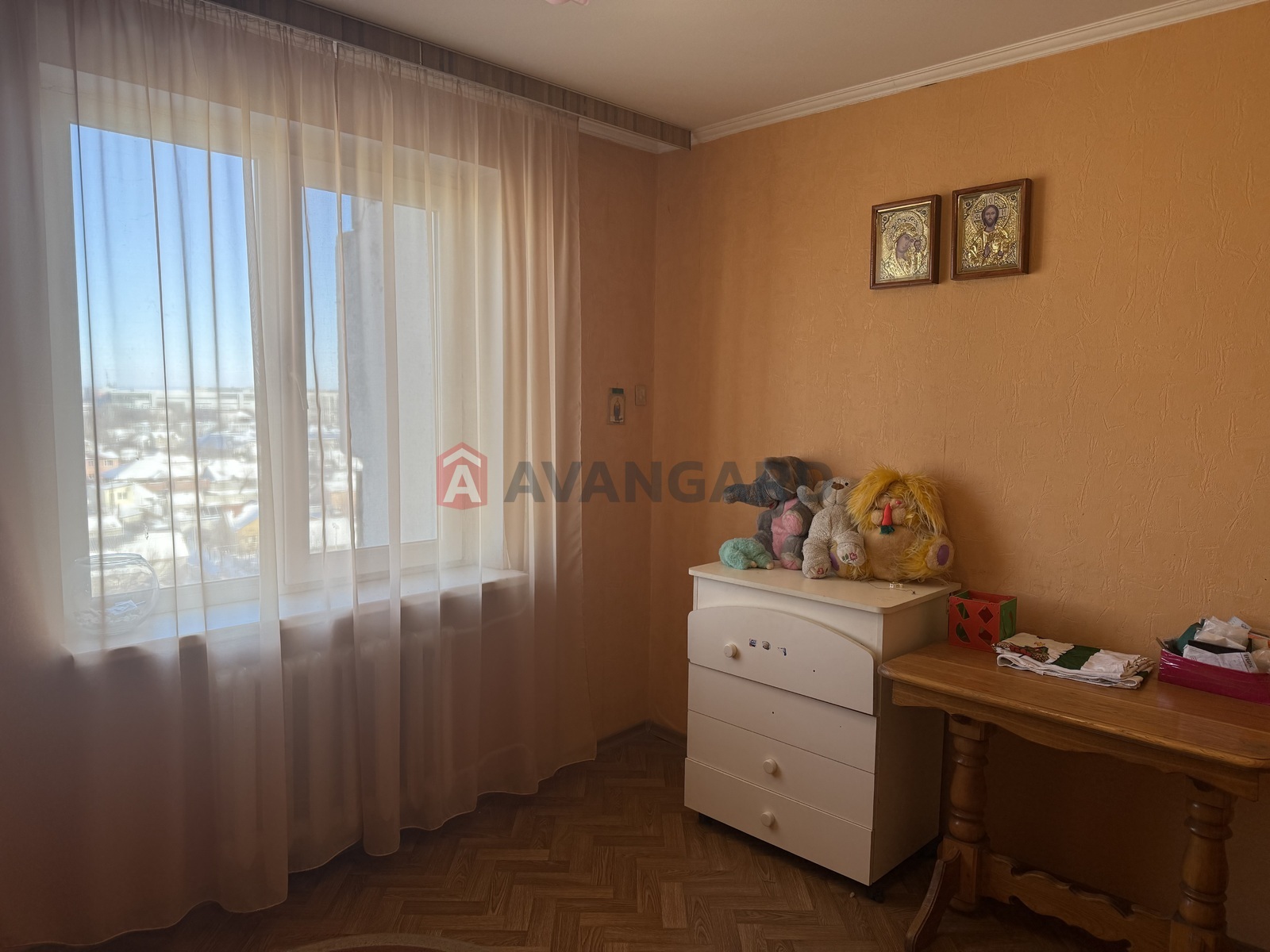 3 ��. ��������, 63/37,7/6 ��. �., 8/9 ������ ���� 9