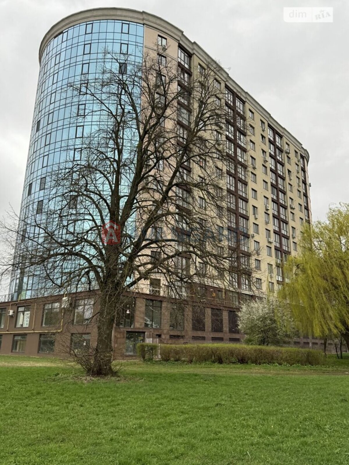 2 ��. ��������, 94/56/18 ��. �., 4/14 ������ ���� 12