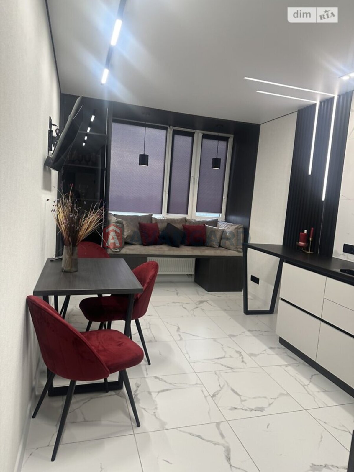 1 ����. ��������, 50/-/- ��. �., 11/13 ���� ���� 3