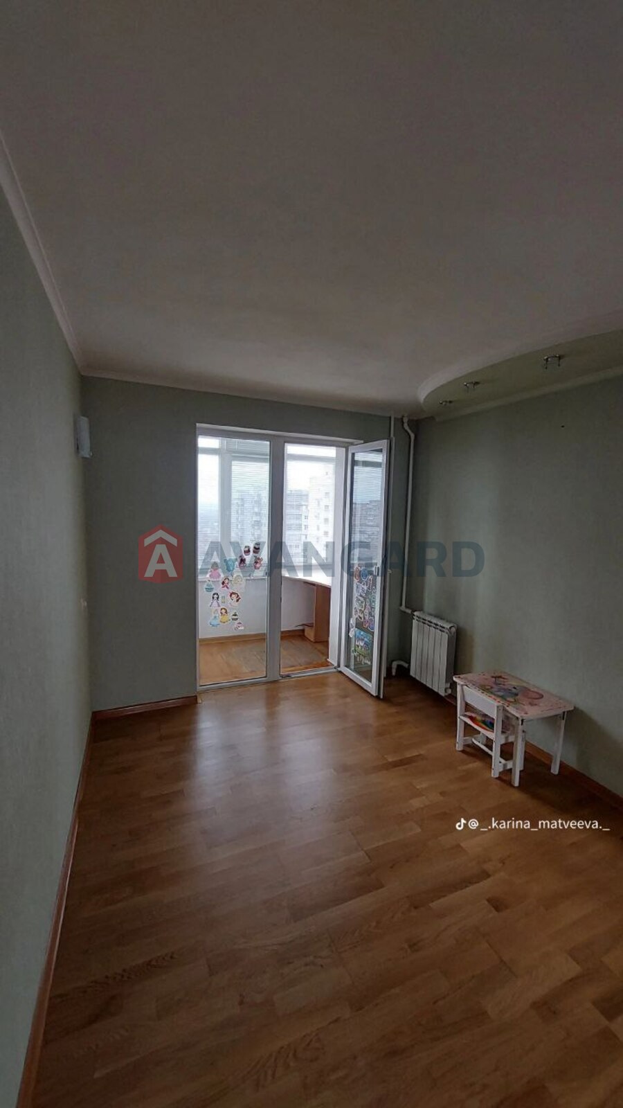 2 ��. ��������, 51/-/8 ��. �., 6/9 ������ ���� 1