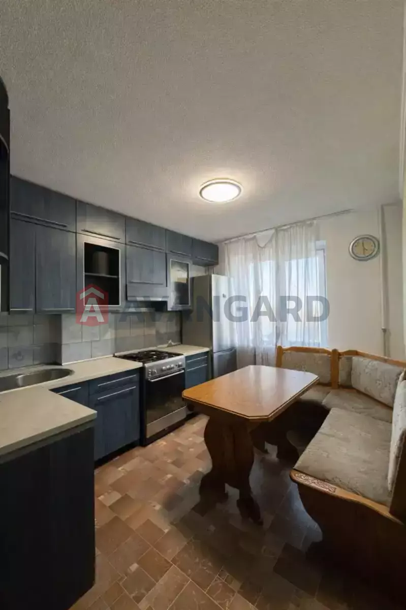 3 ��. ��������, 57/-/9 ��. �., 8/9 ������ ���� 1