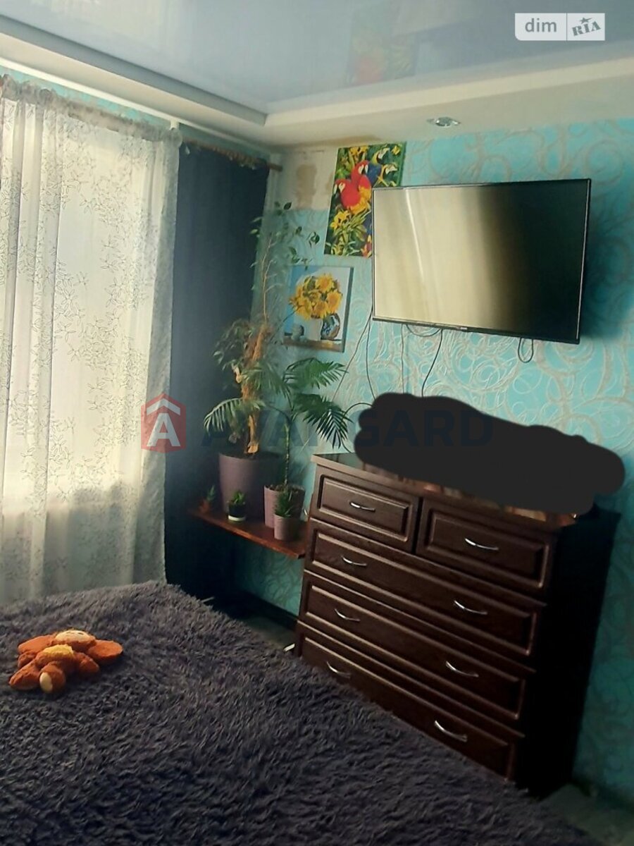 2 ����. ��������, 51/49/8 ��. �., 7/9 ���� ���� 18