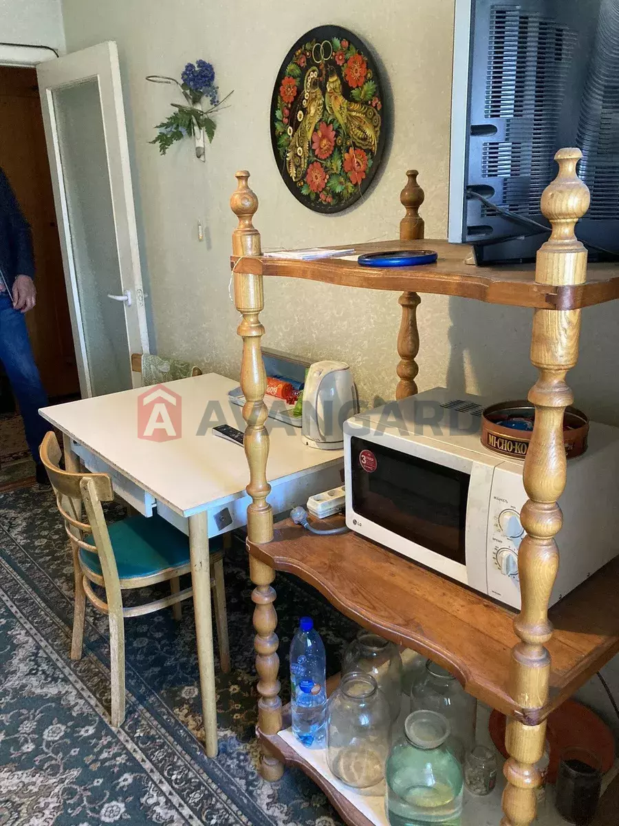 3 ��. ��������, 70/-/9 ��. �., 11/12 ������ ���� 2