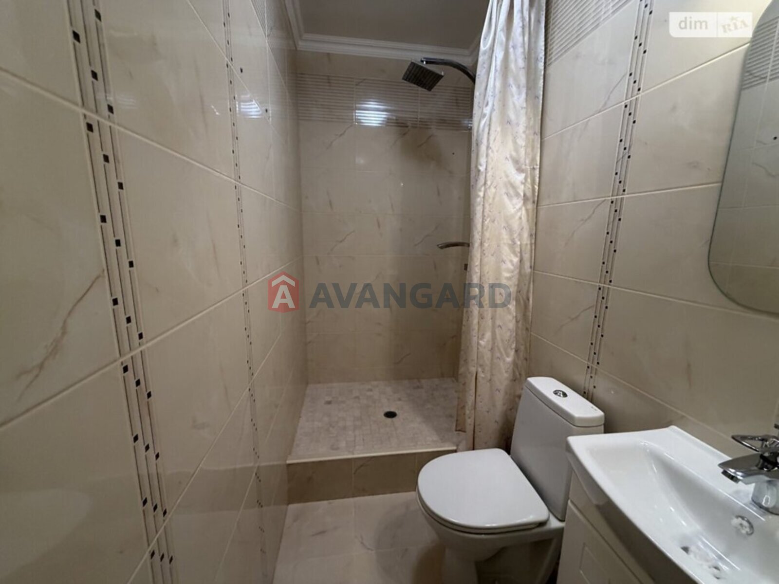 3 ��. ��������, 108/55/10 ��. �., 9/10 ������ ���� 11