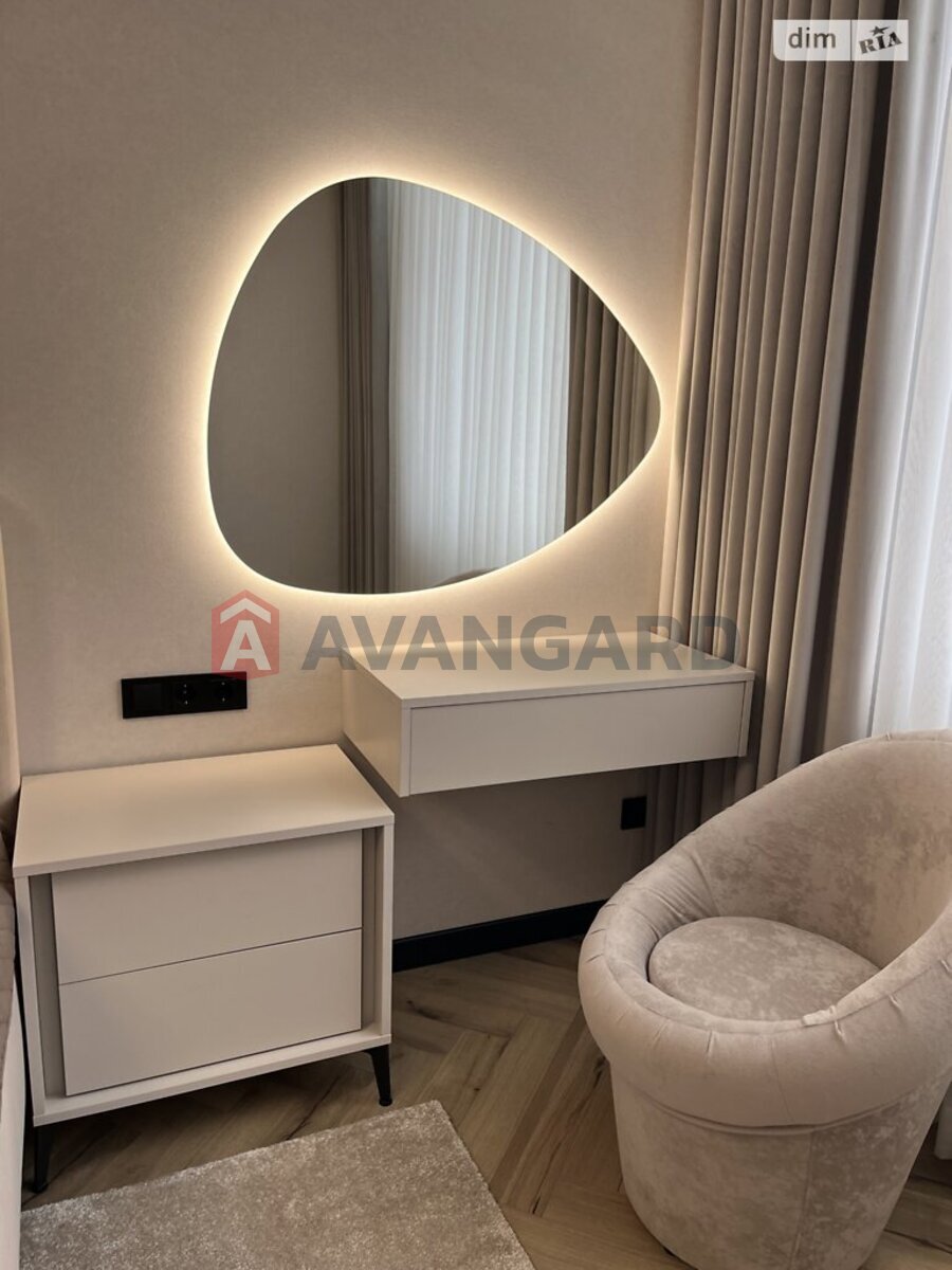 2 ��. ��������, 70/38/16 ��. �., 2/10 ������ ���� 3