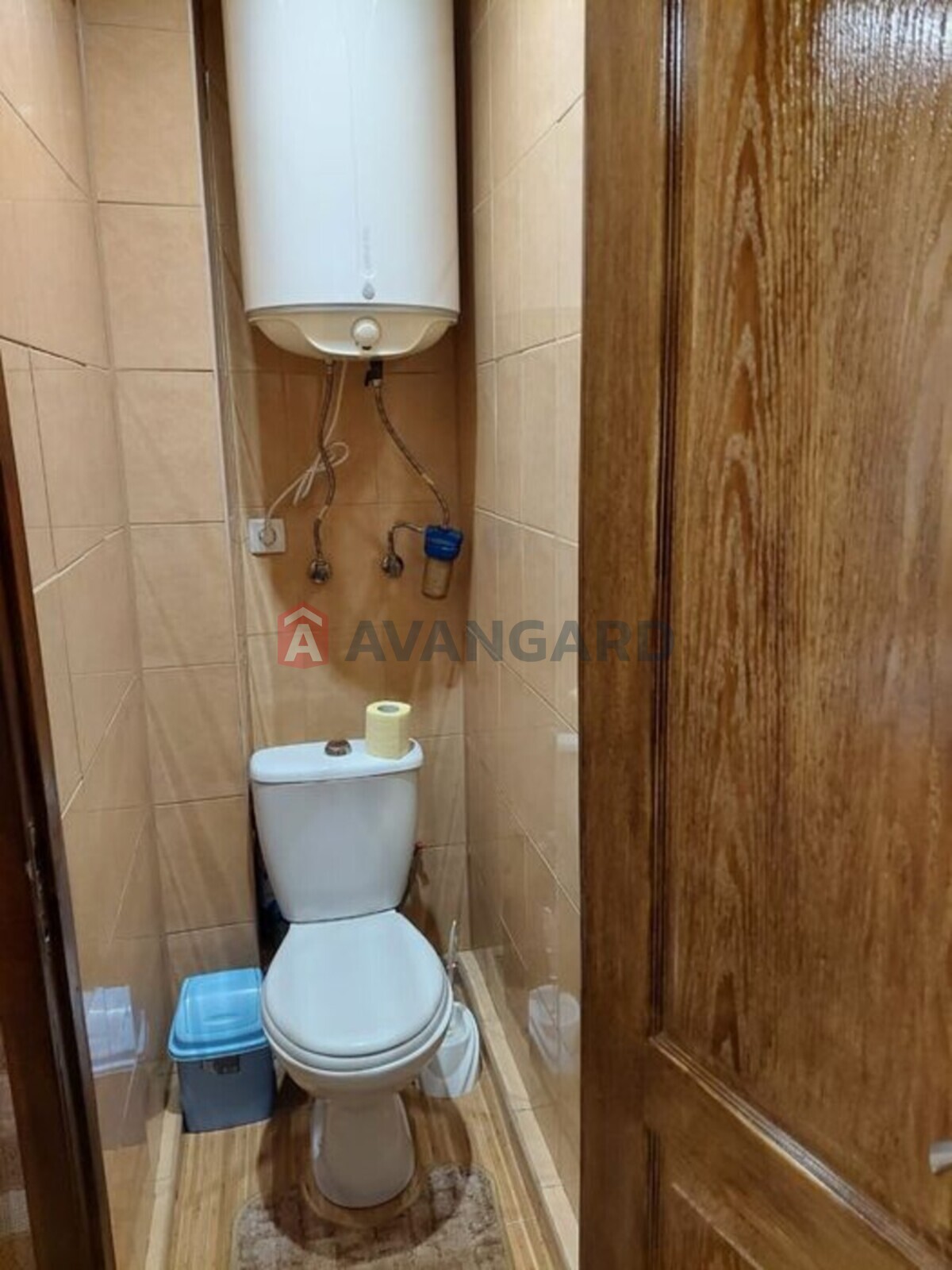 2 ��. ��������, 42/-/6 ��. �., 3/5 ������ ���� 4