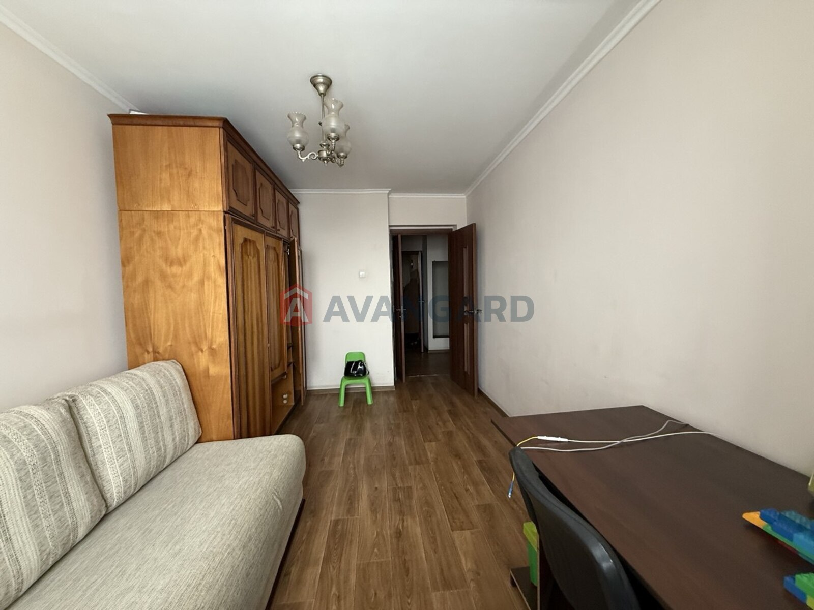 2 ��. ��������, 50/28/8 ��. �., 10/10 ������ ���� 2