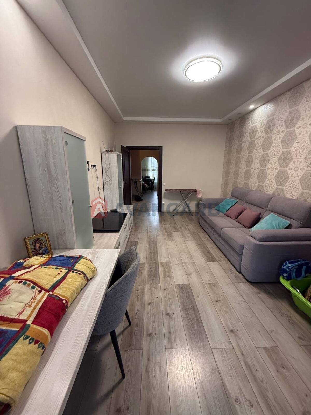 2 ��. ��������, 54/35/8 ��. �., 5/5 ������ ���� 10