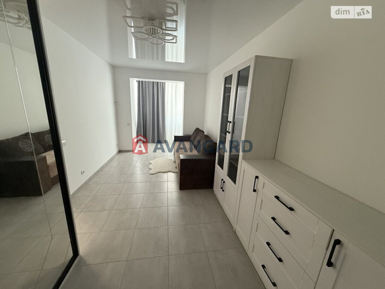 1 ��. ��������, 35/-/- ��. �., 7/11 ������ ���� 6