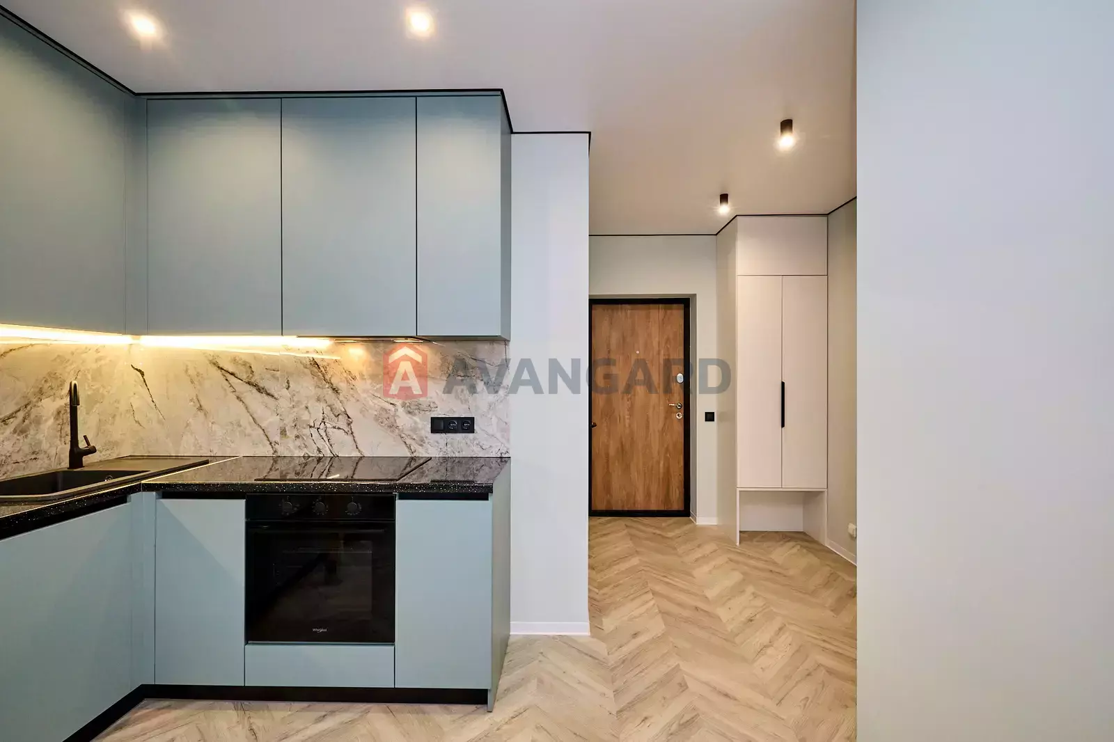 1 ��. ��������, 43/-/18 ��. �., 20/23 ������ ���� 13