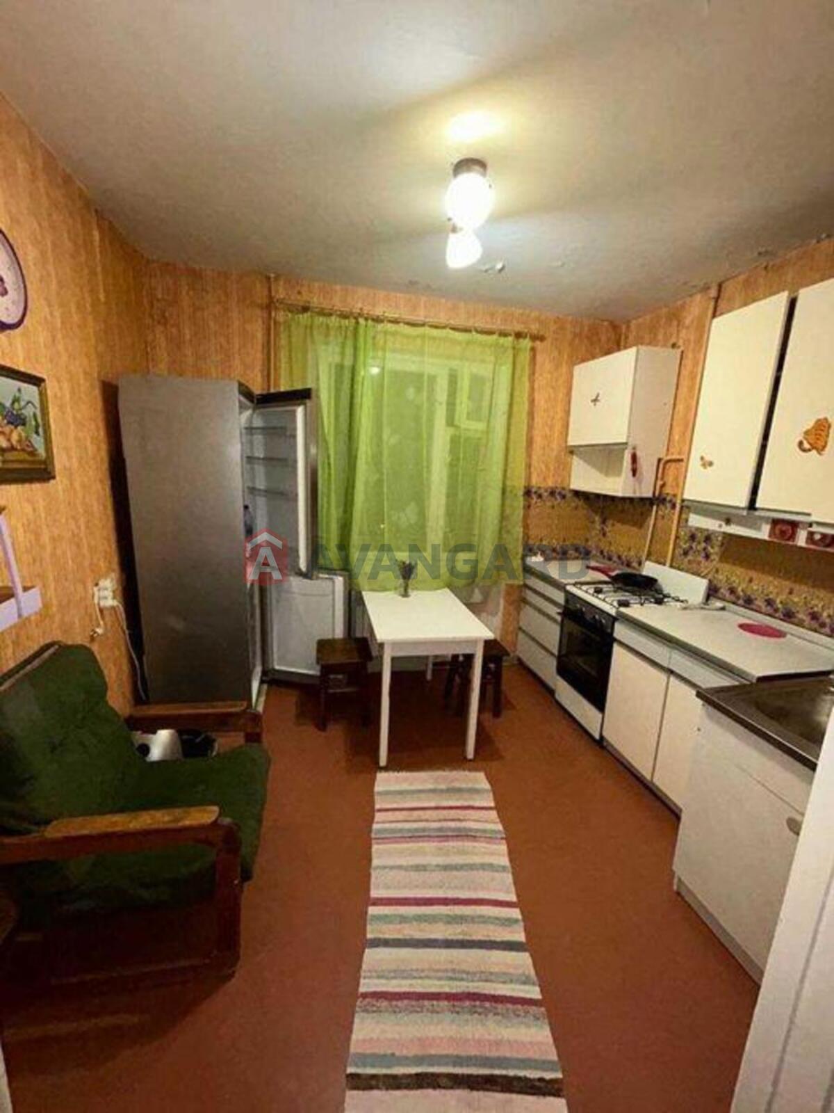 1 ����. ��������, 35/-/8 ��. �., 6/9 ���� ���� 3