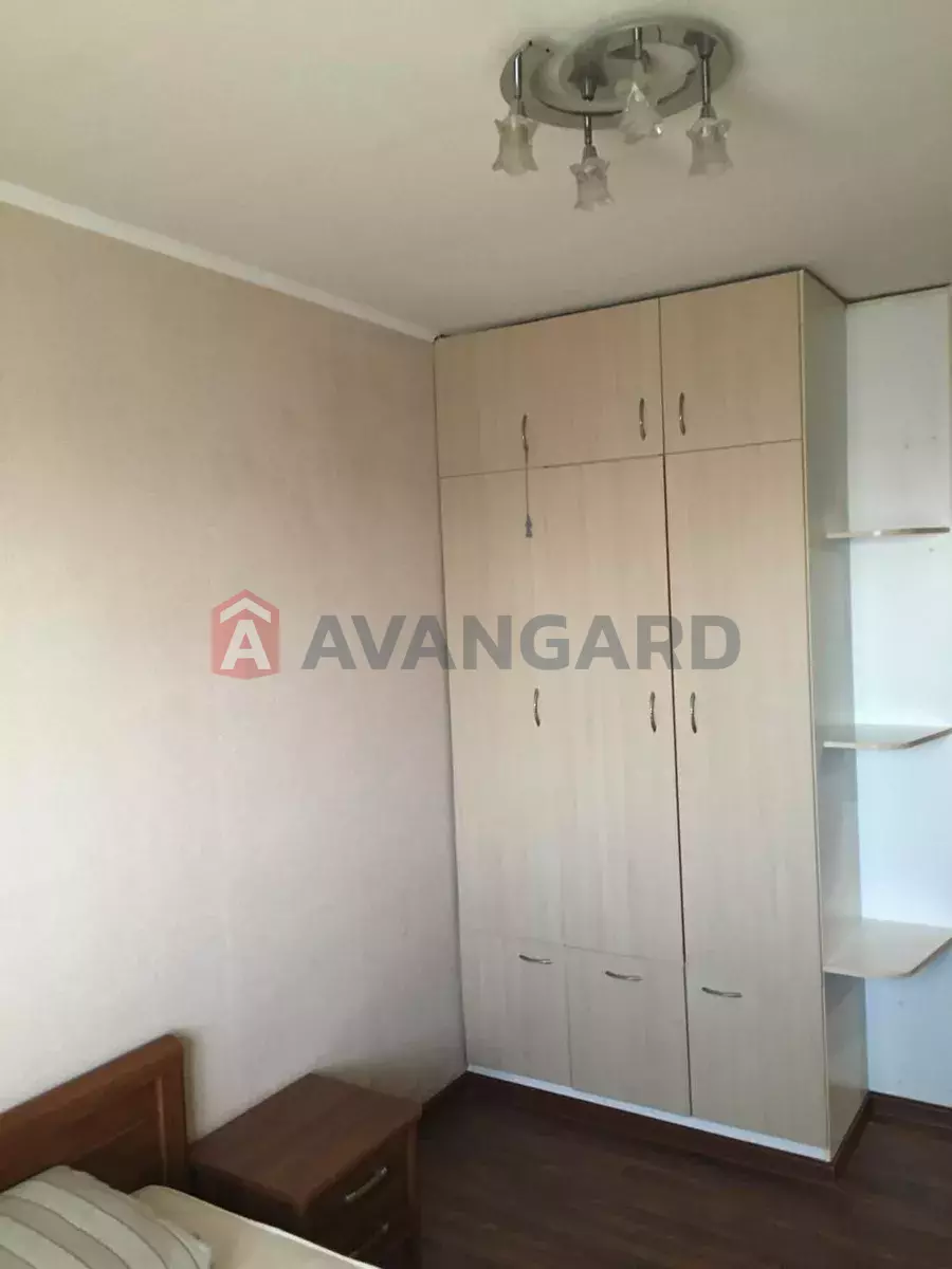 2 ��. ��������, 49/-/8 ��. �., 9/9 ������ ���� 7