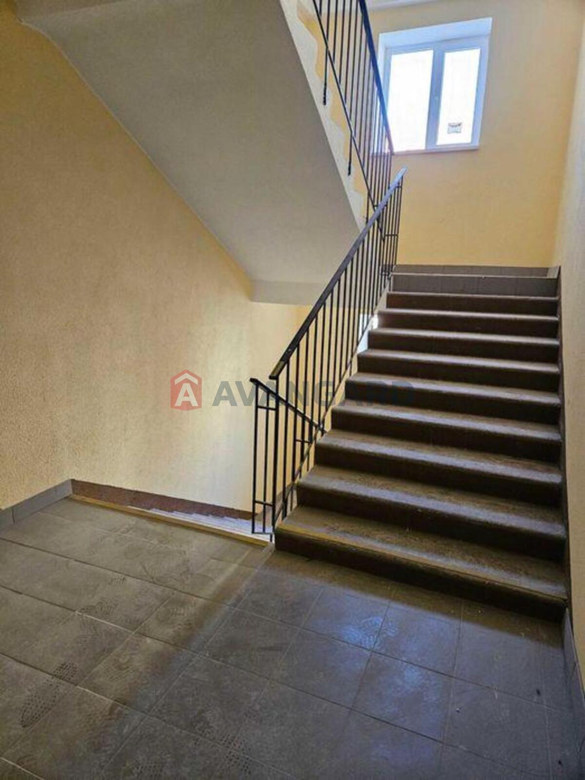 1 ��. ��������, 37/-/12 ��. �., 2/6 ������ ���� 7