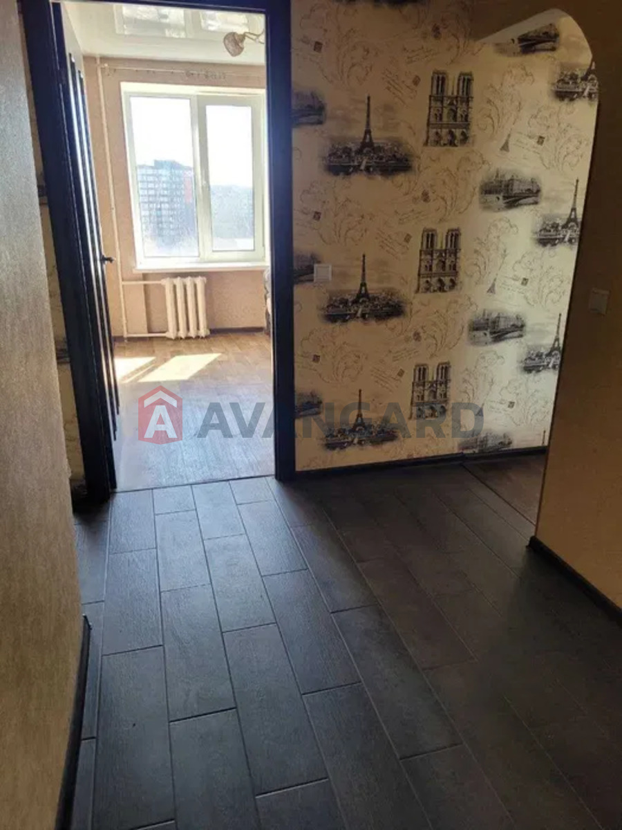 2 ��. ��������, 40/-/5 ��. �., 8/9 ������ ���� 7