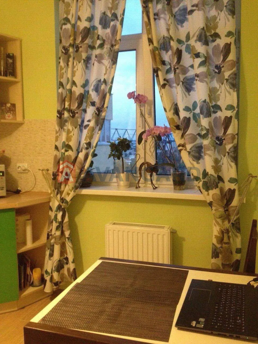 1 ��. ��������, 43/-/11 ��. �., 13/25 ������ ���� 3