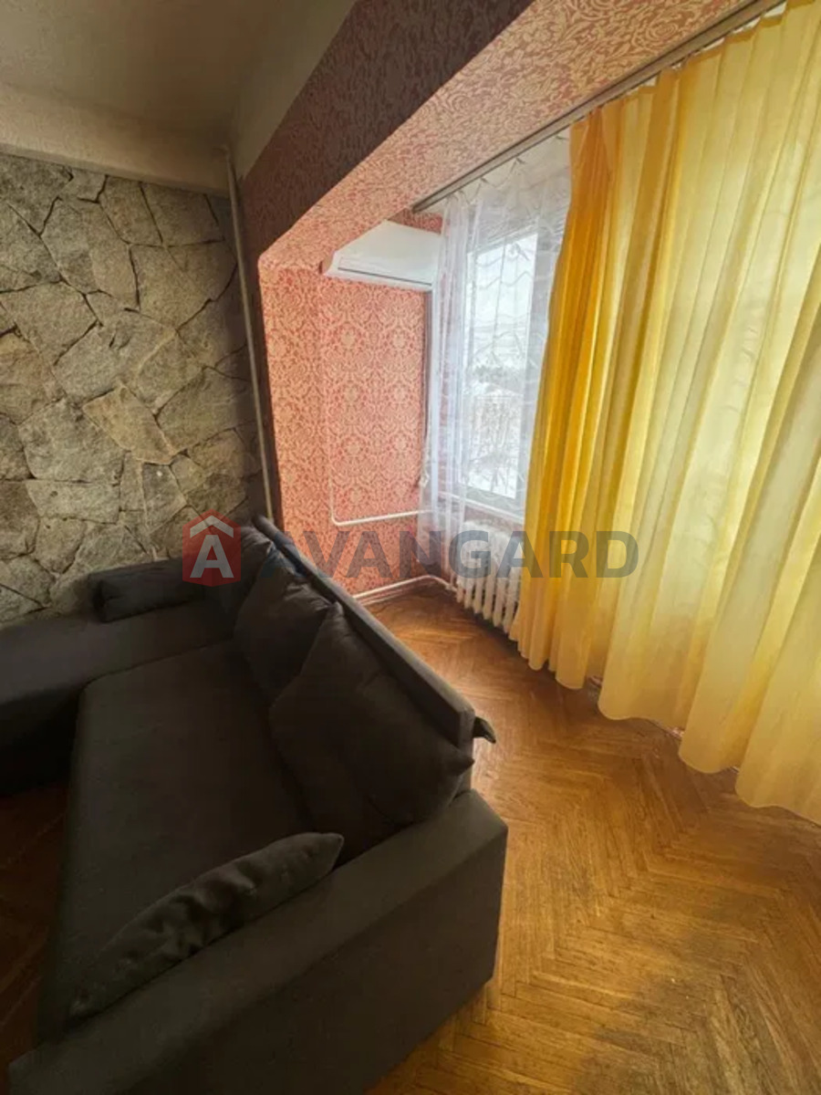 3 ��. ��������, 63/-/7 ��. �., 4/9 ������ ���� 5