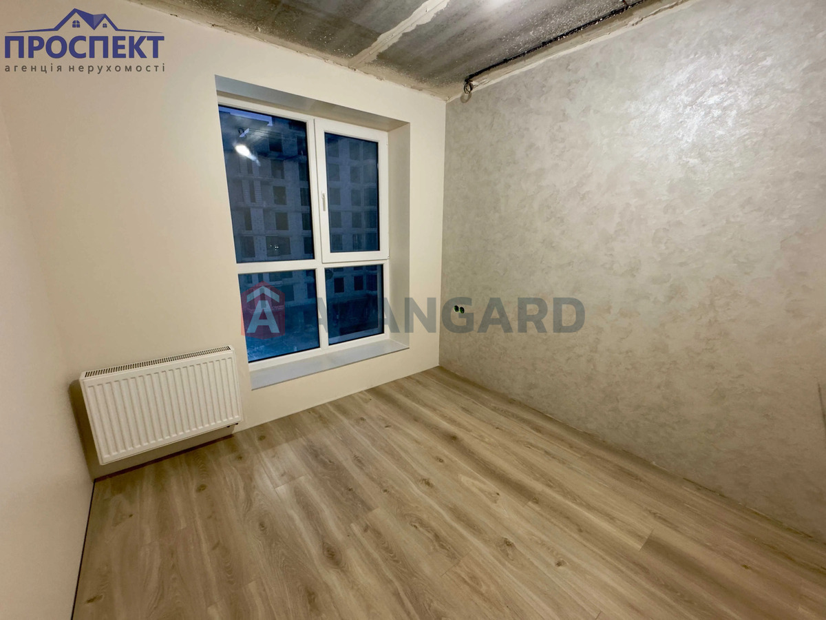 1 ��. ��������, 41/-/15 ��. �., 5/10 ������ ���� 8