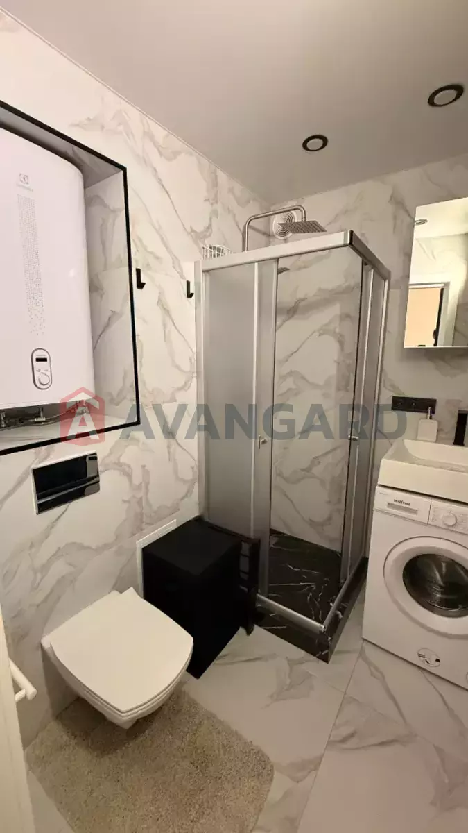 1 ��. ��������, 27/23/- ��. �., 5/9 ������ ���� 13