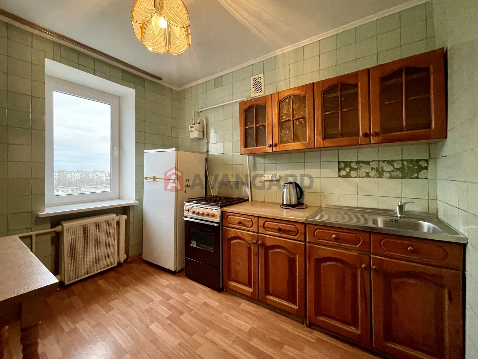 2 ��. ��������, 50/29/7 ��. �., 9/9 ������ ���� 1