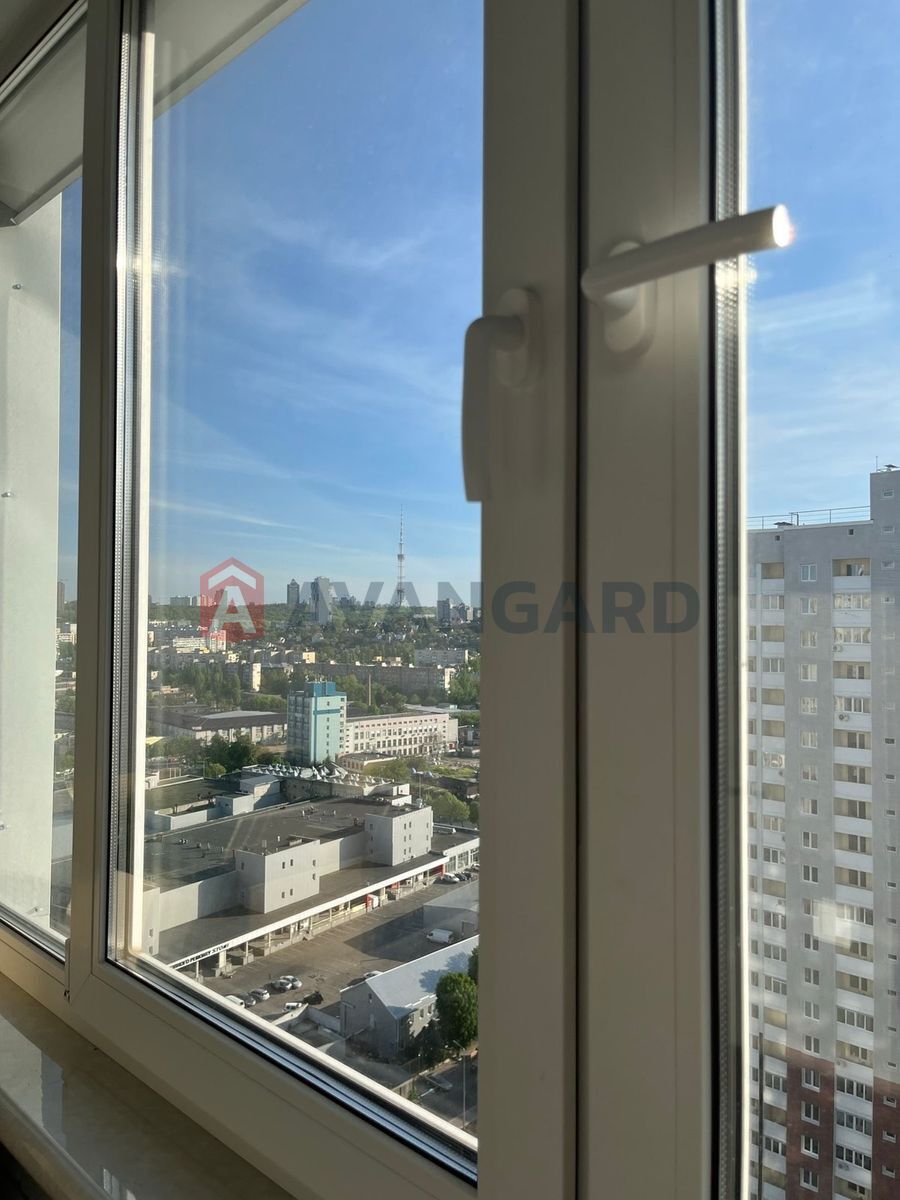 2 ��. ��������, 78/ 38 / 15 ��. �., 23/25 ������ ���� 17