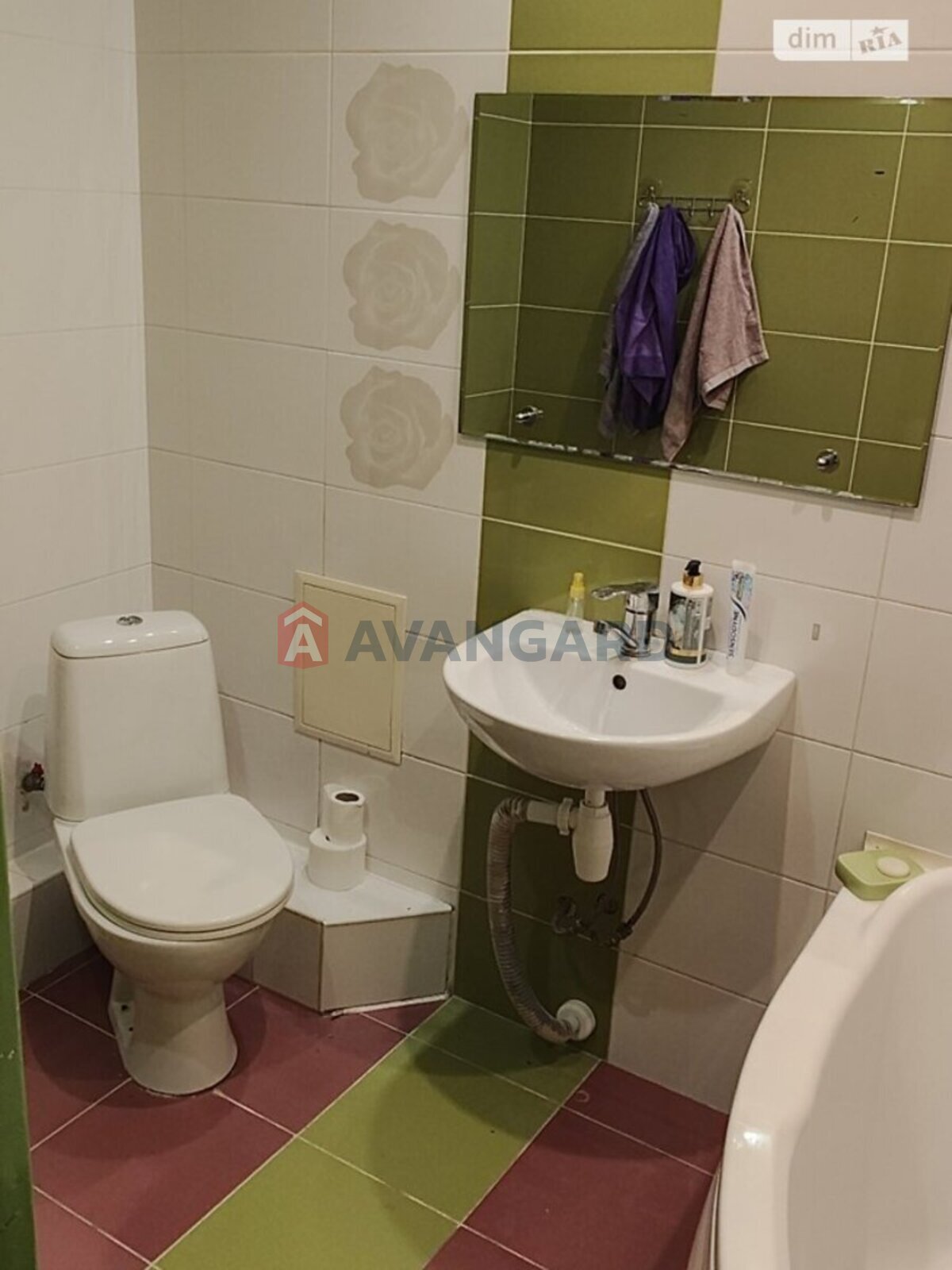 3 кім. квартира, 64/37/7 кв. м., 6/9 поверх фото 4 3 кім. квартира, 64/37/7 кв. м., 6/9 поверх фото 4