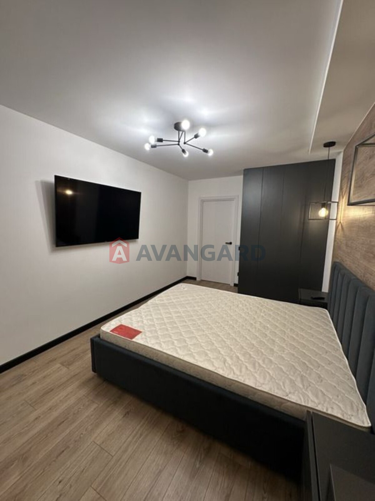 2 ��. ��������, 69/-/21 ��. �., 12/12 ������ ���� 14