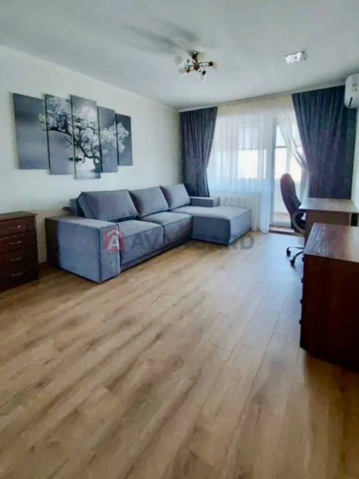 1 ����. ��������, 38/-/9 ��. �., 9/9 ���� ���� 3