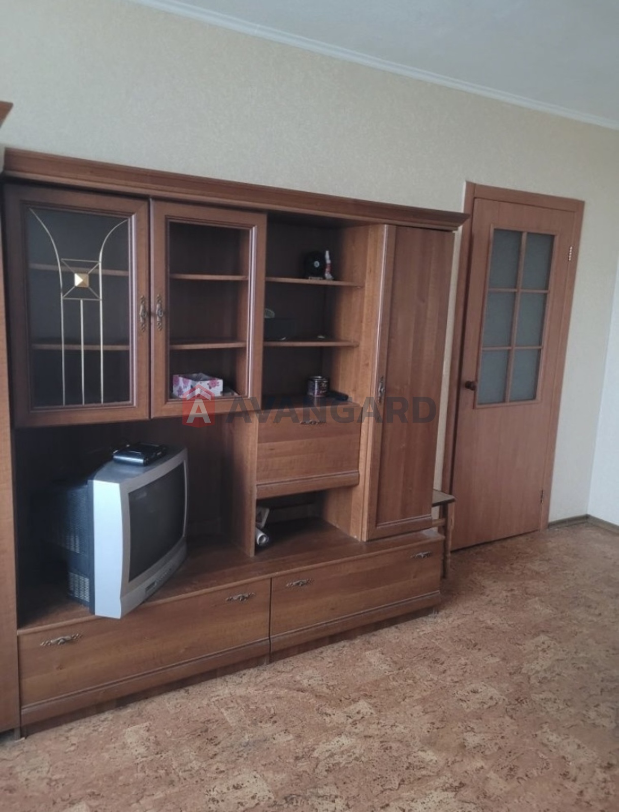 2 ��. ��������, 52/45/7 ��. �., 9/9 ������ ���� 13