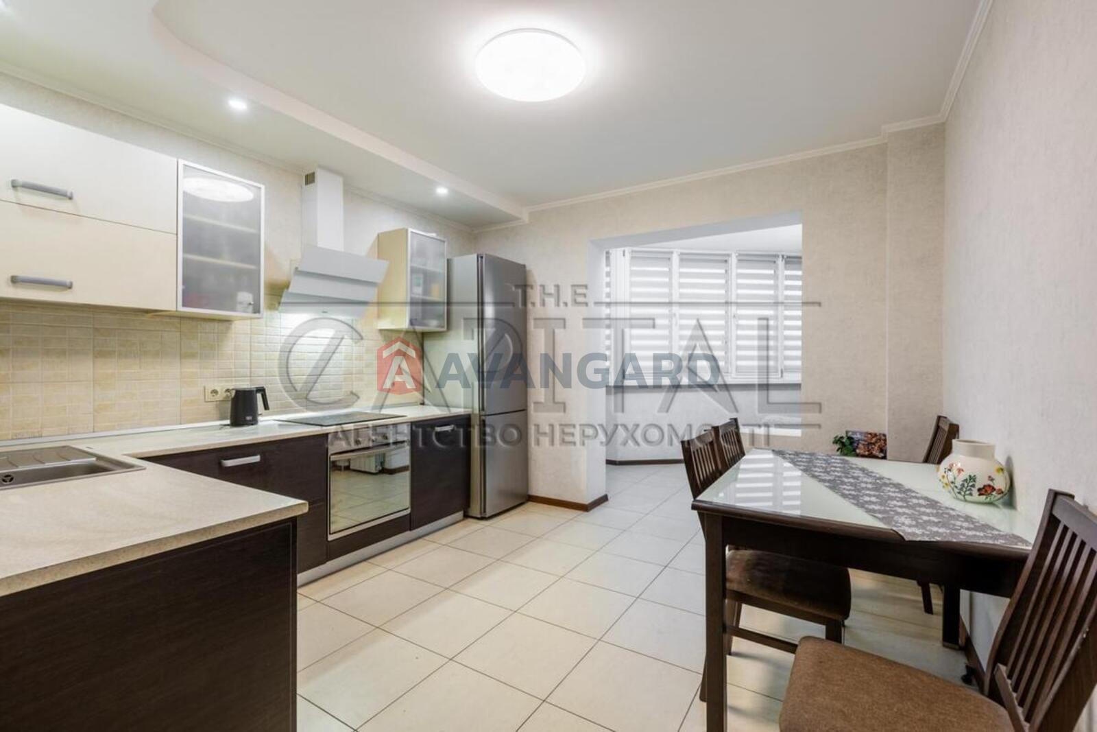 4 ��. ��������, 92/35/11 ��. �., 12/15 ������ ���� 1