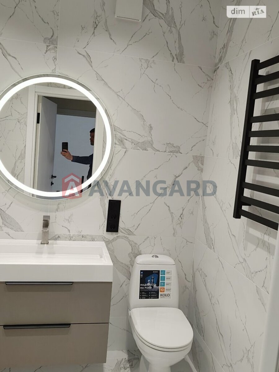 1 ��. ��������, 45/23/11 ��. �., 8/10 ������ ���� 12